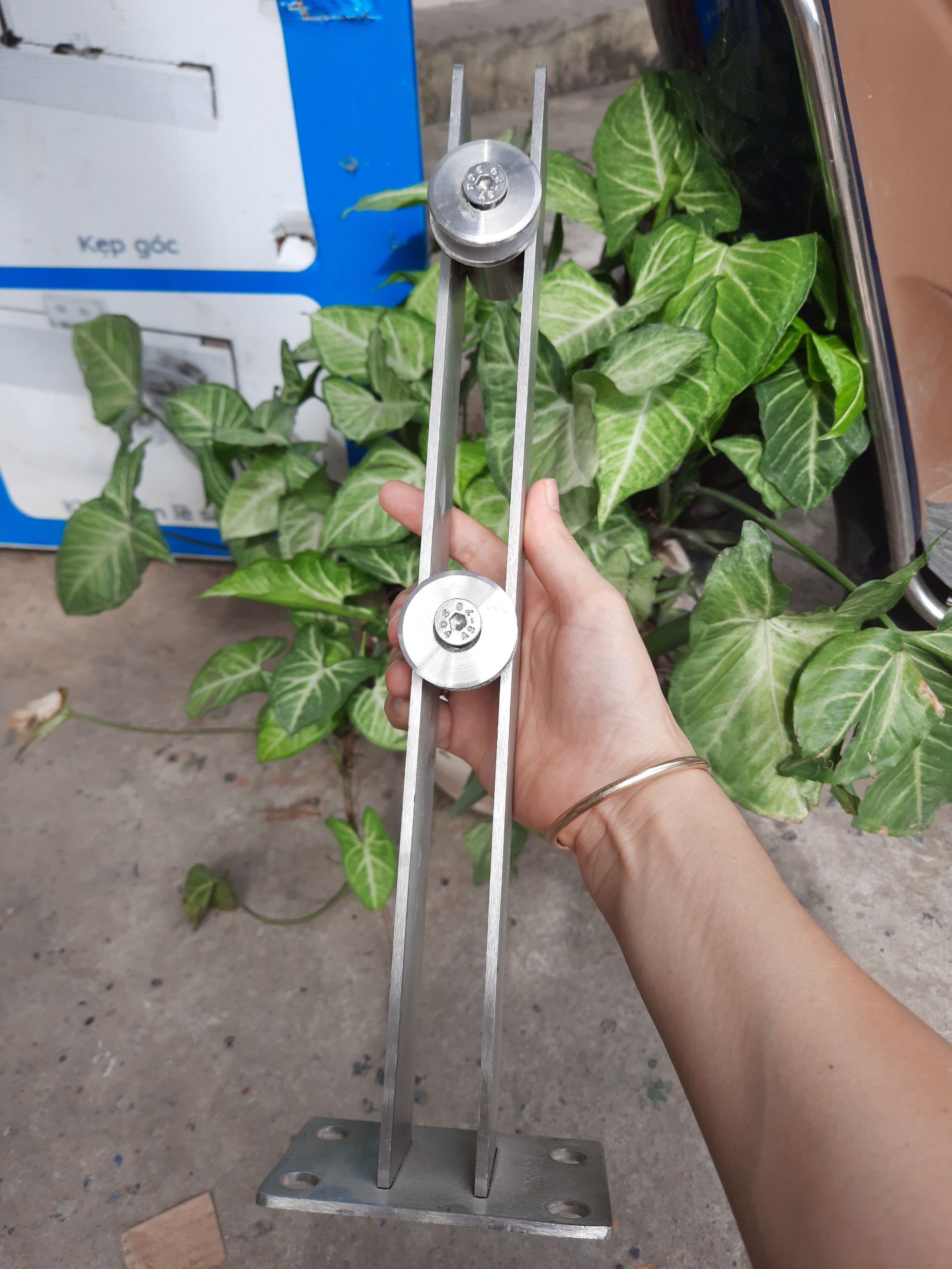Trụ 4ly kép